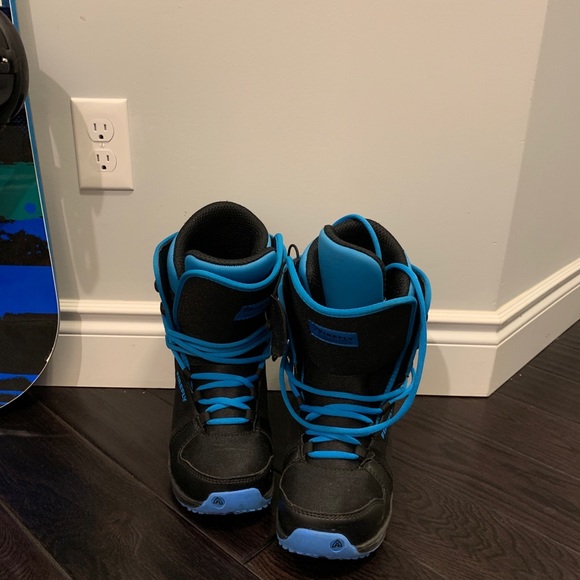 Snowboard - Picture 4 of 6